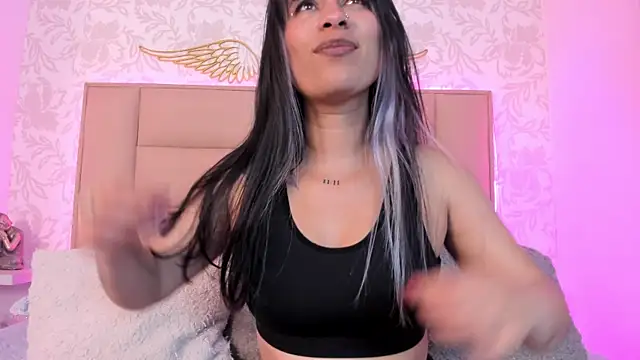 Snapshot of monserrat_towers chatting on 09.29.25 monserrat towers online show from 09.29.25