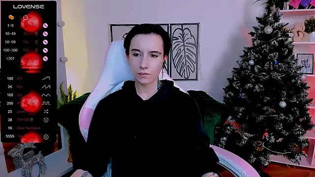 Snapshot of _Rein_ramm chatting on 01.14.25 Rein ramm online show from 01.14.25