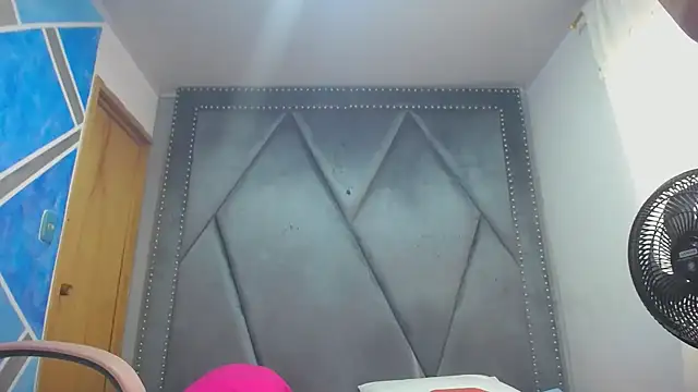 Snapshot of MeganMilF2 chatting on 02.17.26 MeganMilF2 online show from 02.17.26