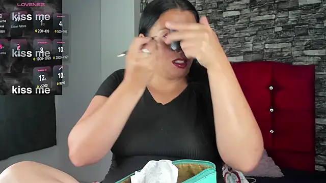 Ashleymonroe14 online show from 12.22.25