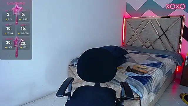 maddyperez20 online show from 02.27.25