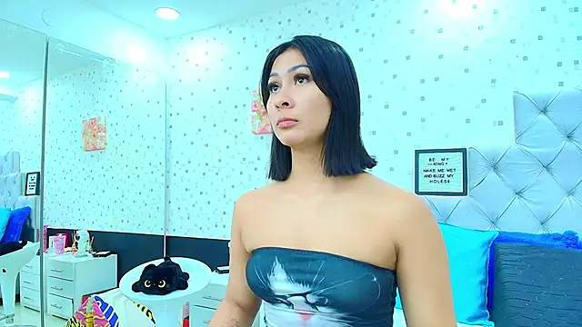 JulietaReyess online show from 06.13.26