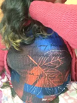 Snapshot of CUTE_SOPHIA- chatting on 12.18.24 CUTE SOPHIA- online show from 12.18.24