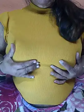 Snapshot of CUTE_SOPHIA- chatting on 12.22.24 CUTE SOPHIA- online show from 12.22.24