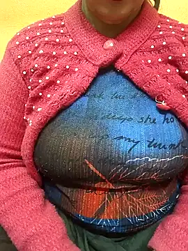 Snapshot of CUTE_SOPHIA- chatting on 01.03.25 CUTE SOPHIA- online show from 01.03.25