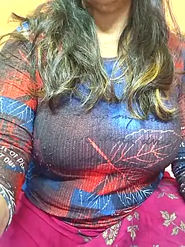 Snapshot of CUTE_SOPHIA- chatting on 02.09.25 CUTE SOPHIA- online show from 02.09.25