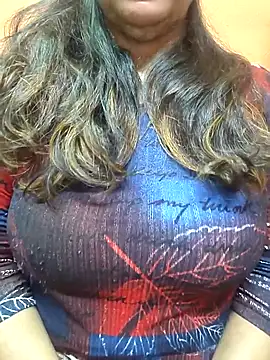 Snapshot of CUTE_SOPHIA- chatting on 02.11.25 CUTE SOPHIA- online show from 02.11.25