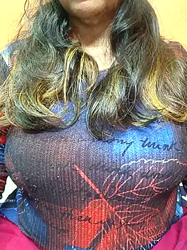 Snapshot of CUTE_SOPHIA- chatting on 02.12.25 CUTE SOPHIA- online show from 02.12.25