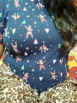 Snapshot of CUTE_SOPHIA- chatting on 09.13.25 CUTE SOPHIA- online show from 09.13.25