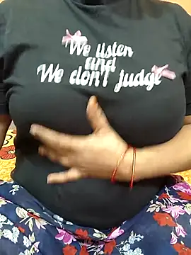 Snapshot of CUTE_SOPHIA- chatting on 10.02.25 CUTE SOPHIA- online show from 10.02.25