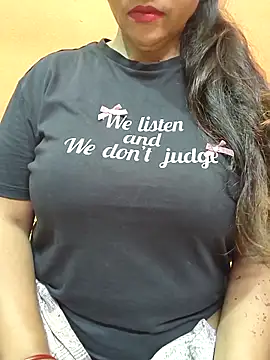 CUTE SOPHIA- online show from 04.14.26