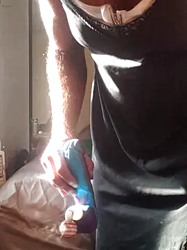 Snapshot of littleChop33 chatting on 10.06.25 littleChop33 online show from 10.06.25