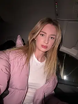 EvieEvans online show from 01.17.25