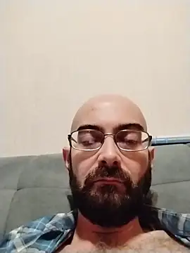 Snapshot of ArsenSavas chatting on 11.20.25 ArsenSavas online show from 11.20.25