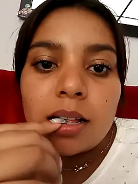 stefanie010 online show from 01.21.25
