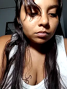 stefanie010 online show from 02.02.25