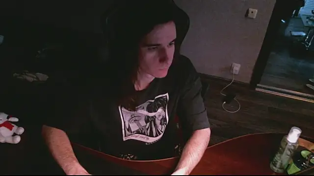 izilizi 23 online show from 02.16.25