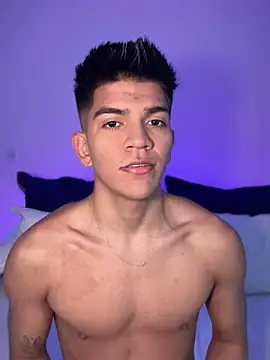 Snapshot of santiago_01 chatting on 01.11.25 santiago 01 online show from 01.11.25