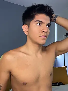 santiago 01 online show from 02.03.26