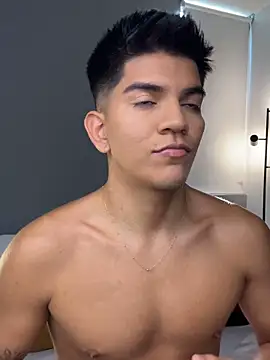 santiago 01 online show from 02.21.26