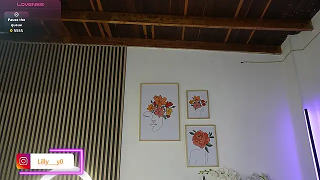 LillyDolls23 online show from 11.16.25