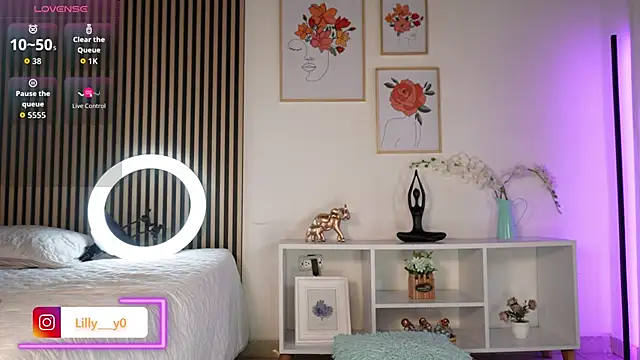 LillyDolls23 online show from 12.14.25