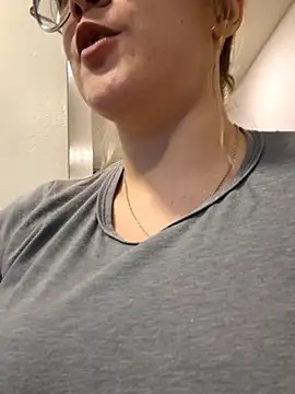 NaomiShimizu online show from 03.15.26