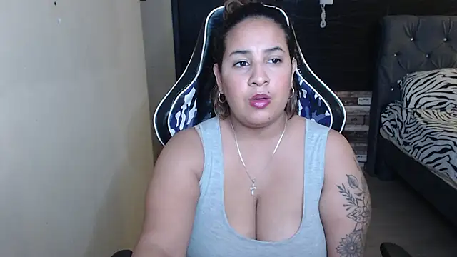 Snapshot of KathyHardcore69 chatting on 02.22.26 KathyHardcore69 online show from 02.22.26