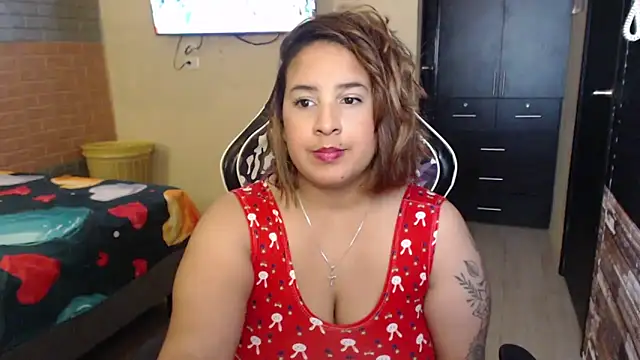 Snapshot of KathyHardcore69 chatting on 03.16.26 KathyHardcore69 online show from 03.16.26