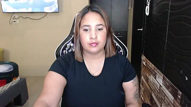 Snapshot of KathyHardcore69 chatting on 04.03.26 KathyHardcore69 online show from 04.03.26