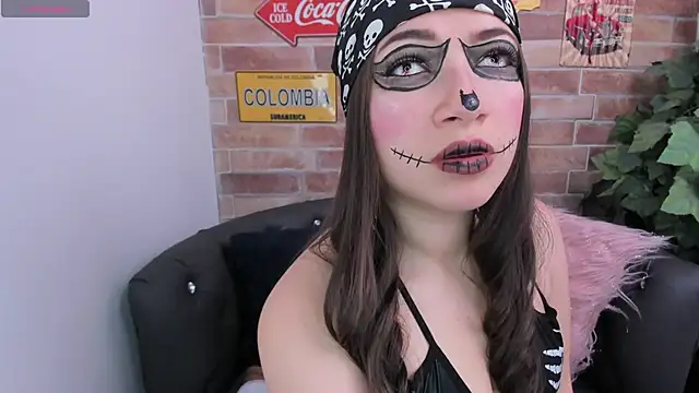 miss  pamela online show from 10.31.25