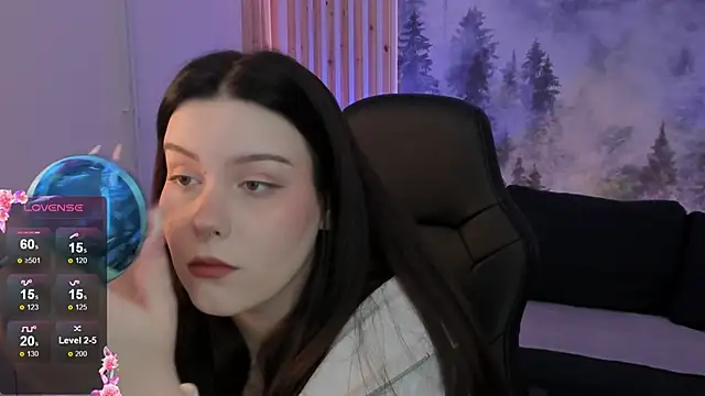 CoralineKeyns online show from 09.11.25