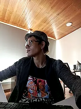 Snapshot of Andy_winston chatting on 10.01.25 Andy winston online show from 10.01.25