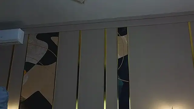 Snapshot of katy__moonj chatting on 10.10.25 katy moonj online show from 10.10.25