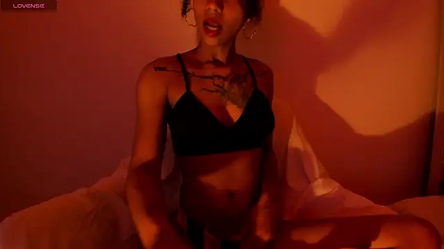 daiana curly online show from 02.04.25