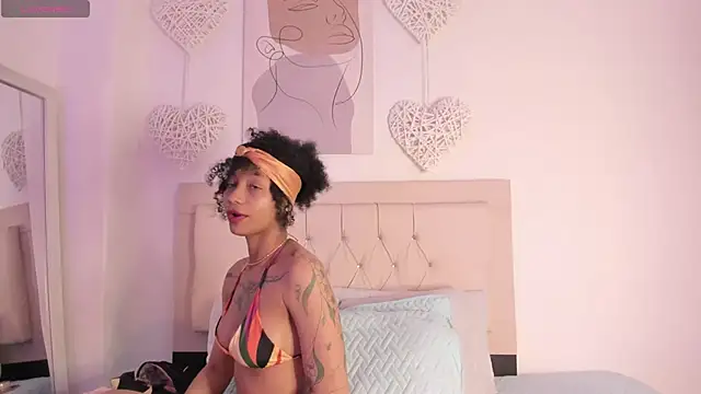 daiana curly online show from 02.27.25