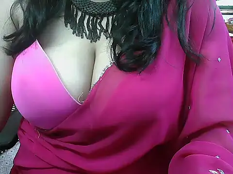 Snapshot of rehana_housewife chatting on 05.10.26 rehana housewife online show from 05.10.26