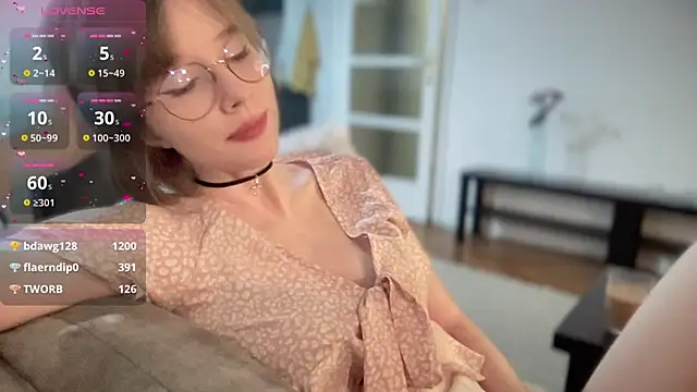 Snapshot of ms_christiana chatting on 10.08.25 ms christiana online show from 10.08.25