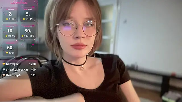 Snapshot of ms_christiana chatting on 10.16.25 ms christiana online show from 10.16.25