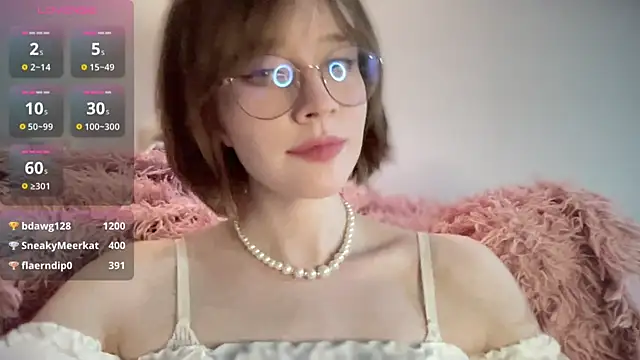 Snapshot of ms_christiana chatting on 10.26.25 ms christiana online show from 10.26.25