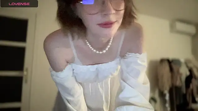 Snapshot of ms_christiana chatting on 11.03.25 ms christiana online show from 11.03.25