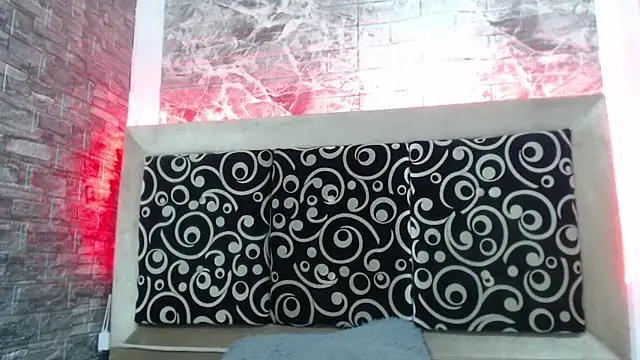 Snapshot of Cloee66 chatting on 01.09.25 Cloee66 online show from 01.09.25