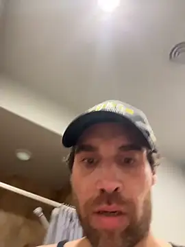 Snapshot of ucbryson chatting on 02.17.26 ucbryson online show from 02.17.26