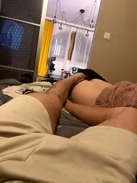 Snapshot of Katynon chatting on 10.05.25 Katynon online show from 10.05.25