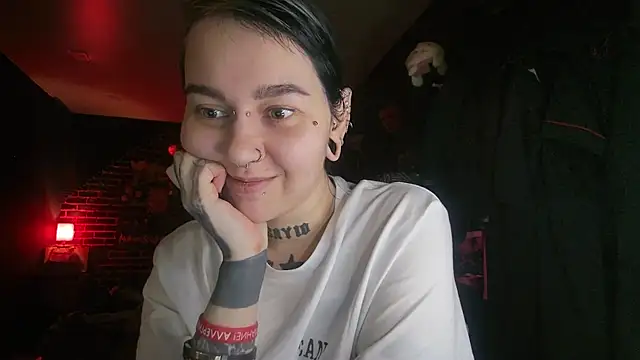 MoorderxDoll online show from 12.10.24