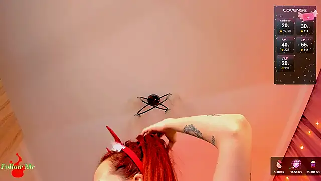 LeylaNoiry online show from 12.25.24