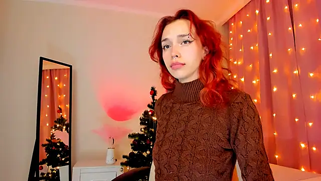 LeylaNoiry online show from 12.25.24