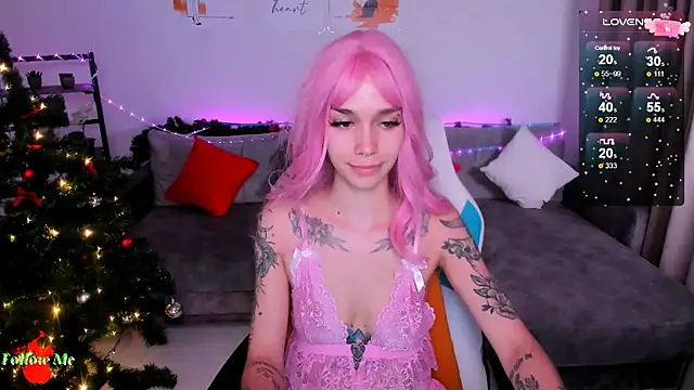 LeylaNoiry online show from 12.29.24