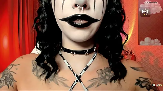 LeylaNoiry online show from 10.11.25