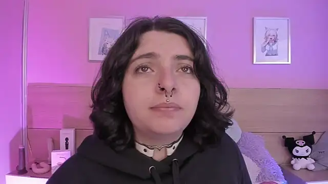 Sachi Meow online show from 02.14.25